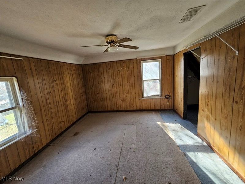 148 Oak Street, Elyria, OH 44035 Photo 8