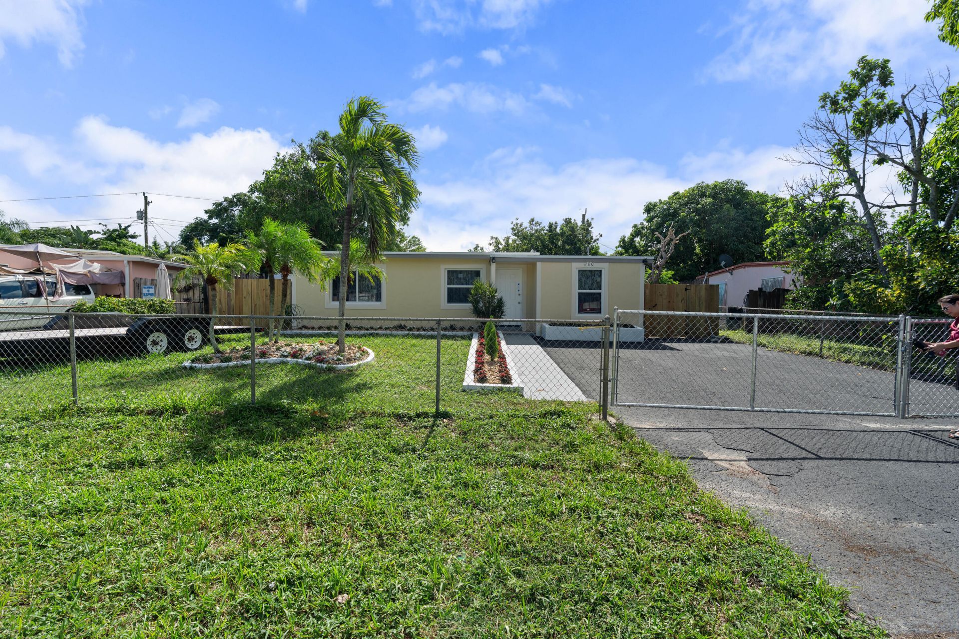 200 Plum Tree Drive, Lake Worth, FL 33462 Photo