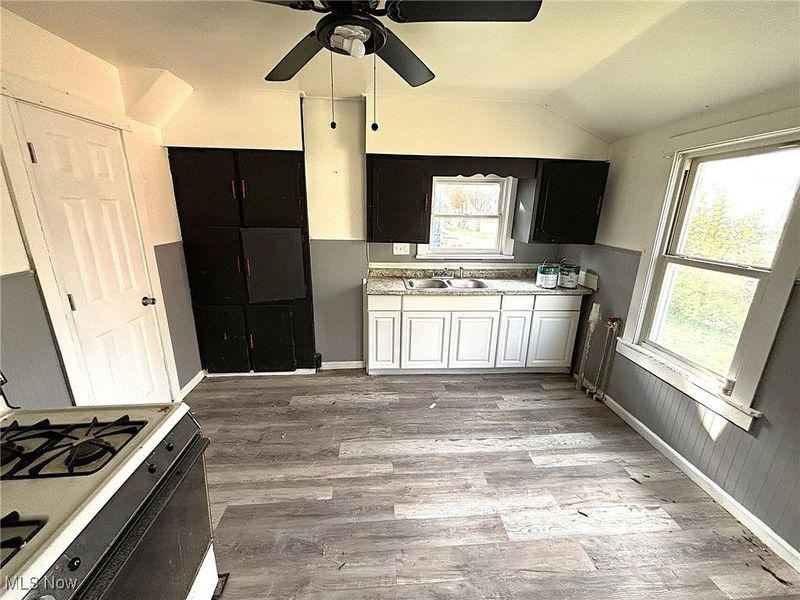 3328 W 61st Street, Cleveland, OH 44102 Photo 32