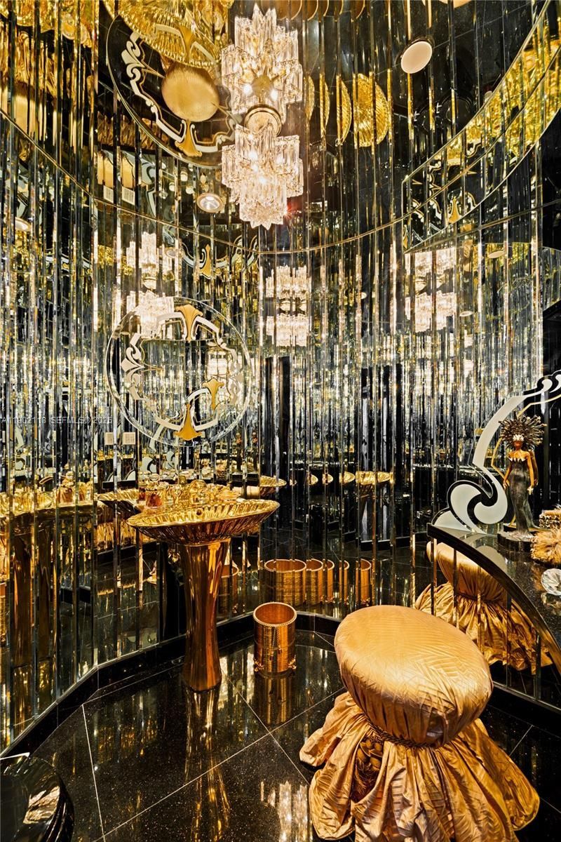 300 S Pointe Dr, Unit TH 3103, Miami Beach, FL 33139 Photo