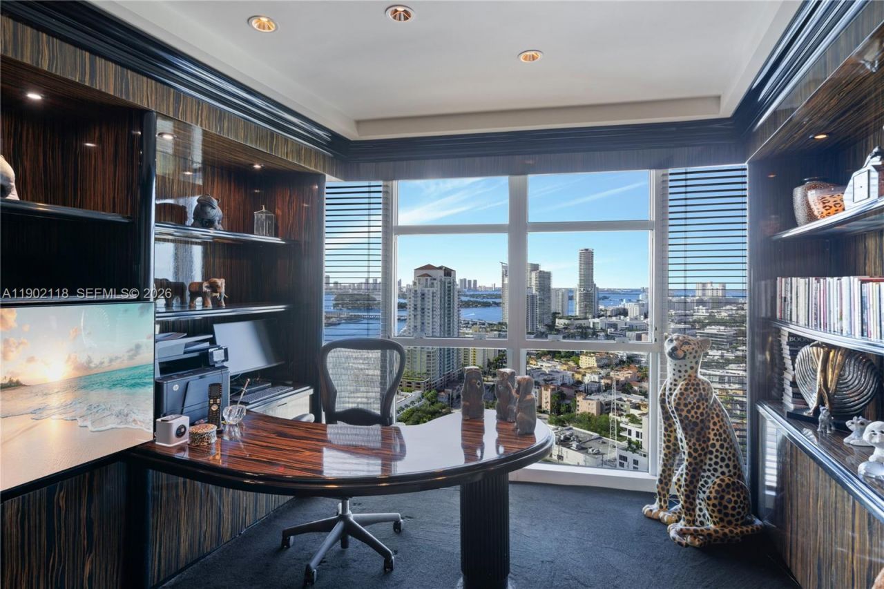 300 S Pointe Dr, Unit TH 3103, Miami Beach, FL 33139 Photo