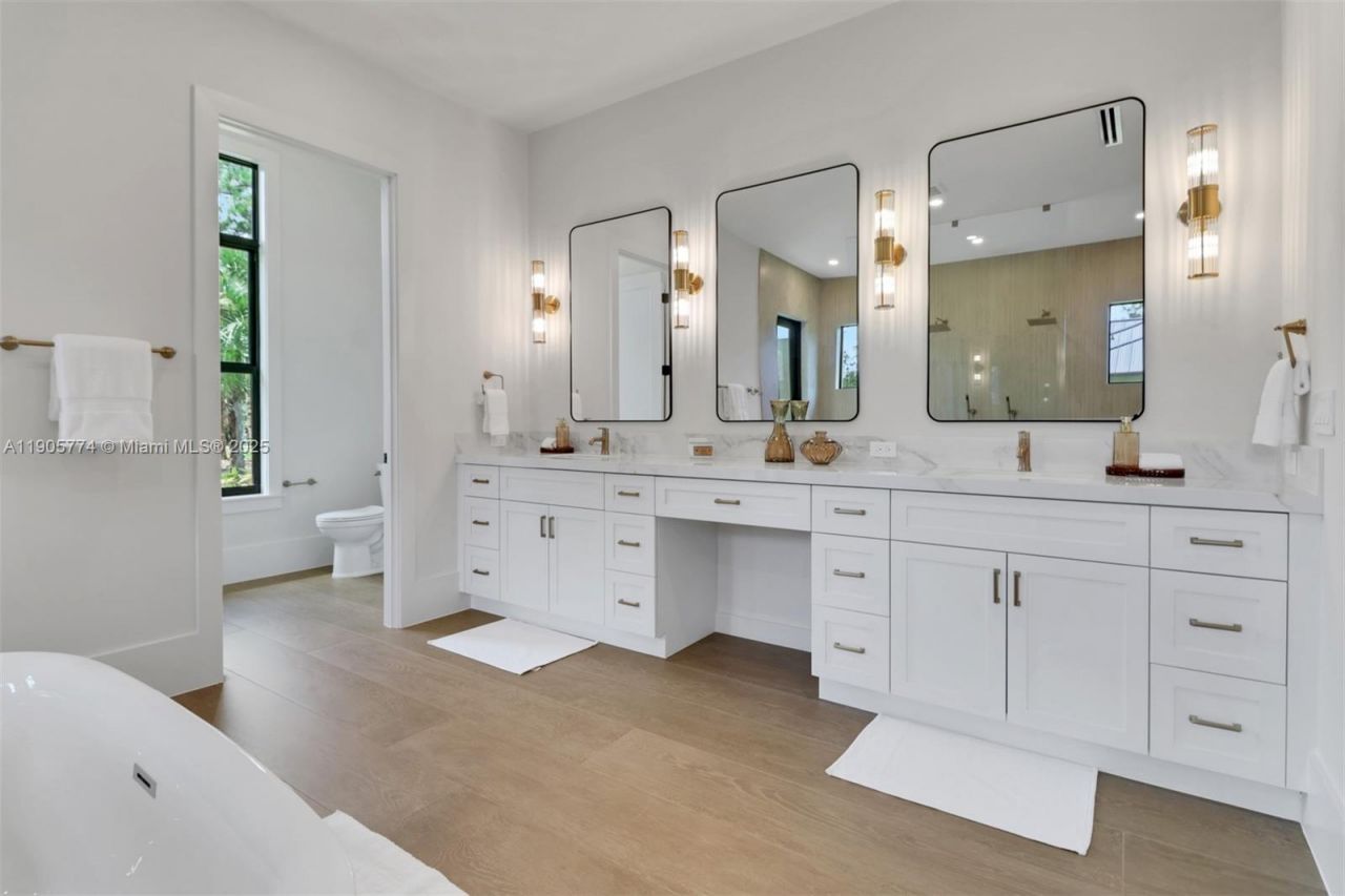 538 13th St Sw, Naples, FL 34117 Photo