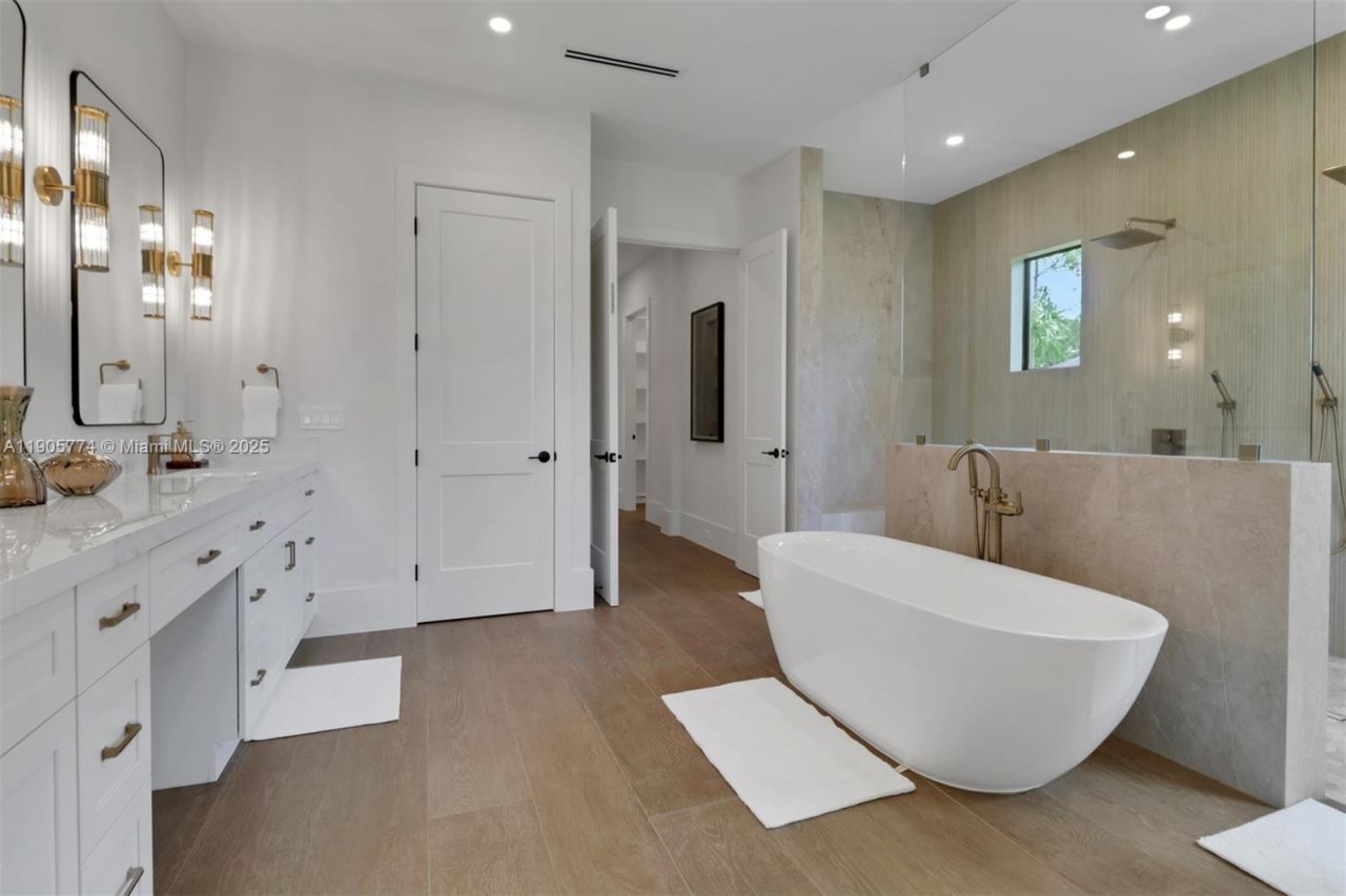 538 13th St Sw, Naples, FL 34117 Photo