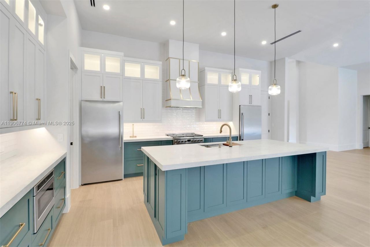 538 13th St Sw, Naples, FL 34117 Photo