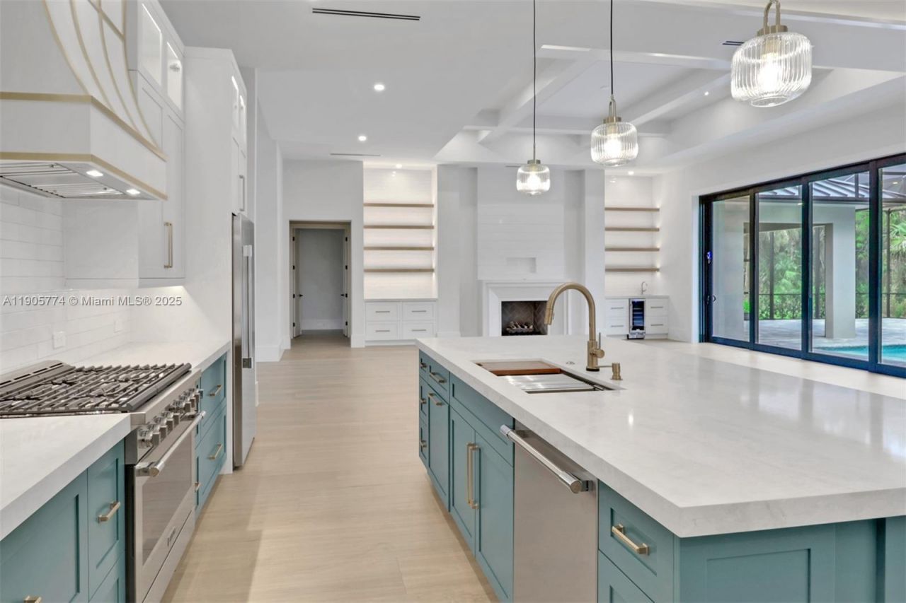 538 13th St Sw, Naples, FL 34117 Photo