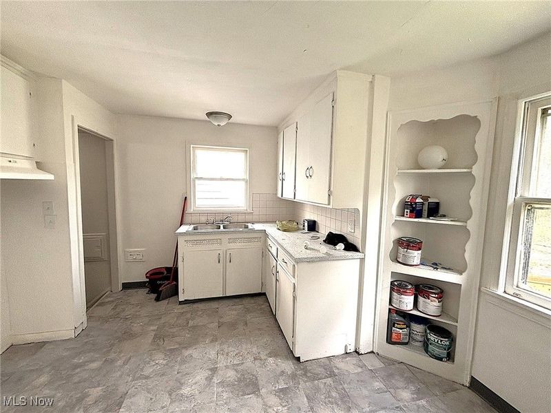 3927 E 153rd Street, Cleveland, OH 44128 Photo 17