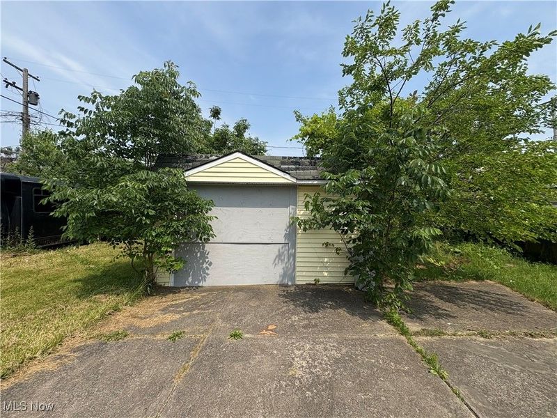 3927 E 153rd Street, Cleveland, OH 44128 Photo 31
