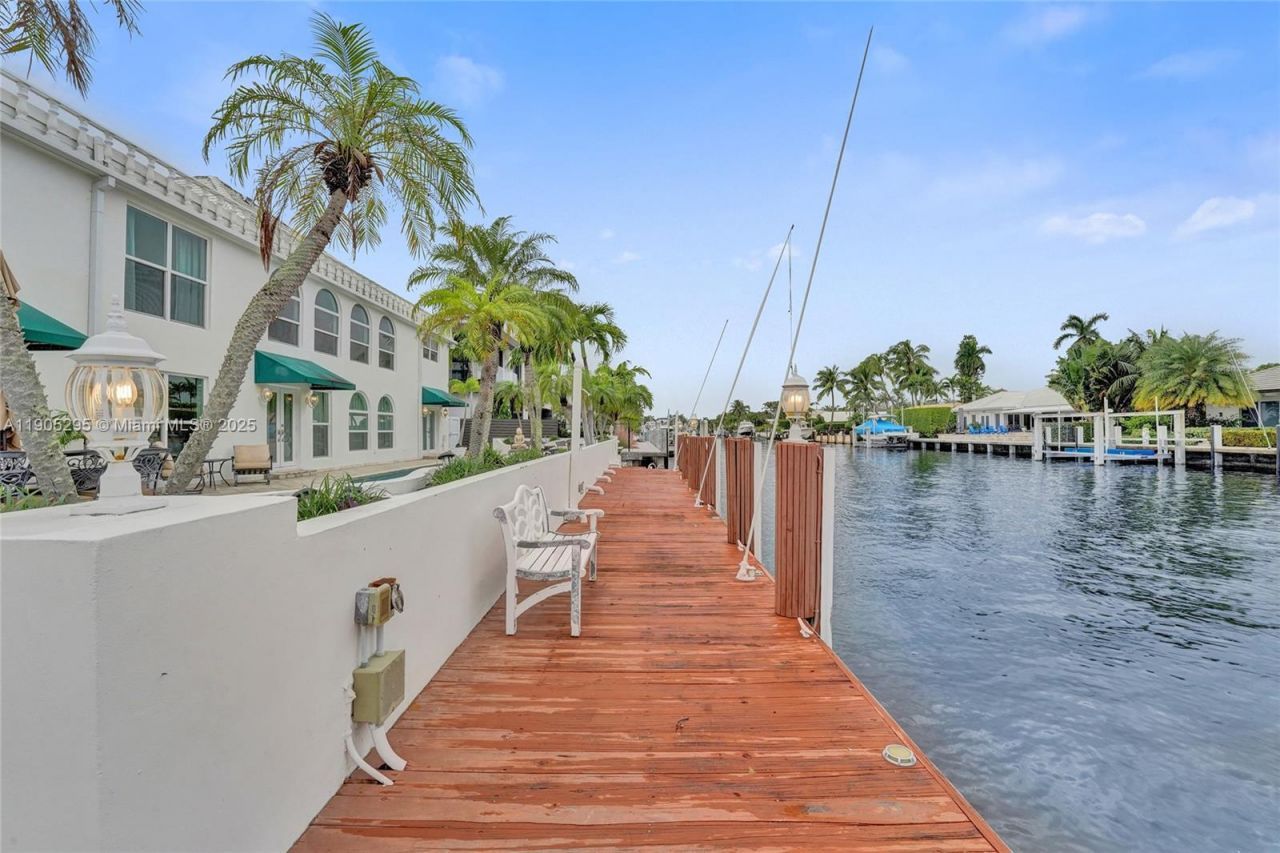 2889 NE 35th St, Fort Lauderdale, FL 33306 Photo