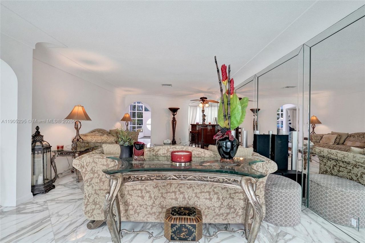 2889 NE 35th St, Fort Lauderdale, FL 33306 Photo