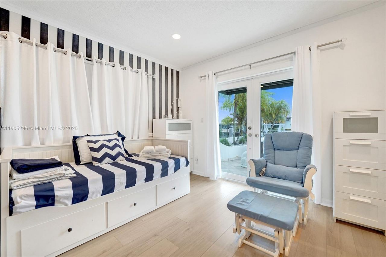 2889 NE 35th St, Fort Lauderdale, FL 33306 Photo