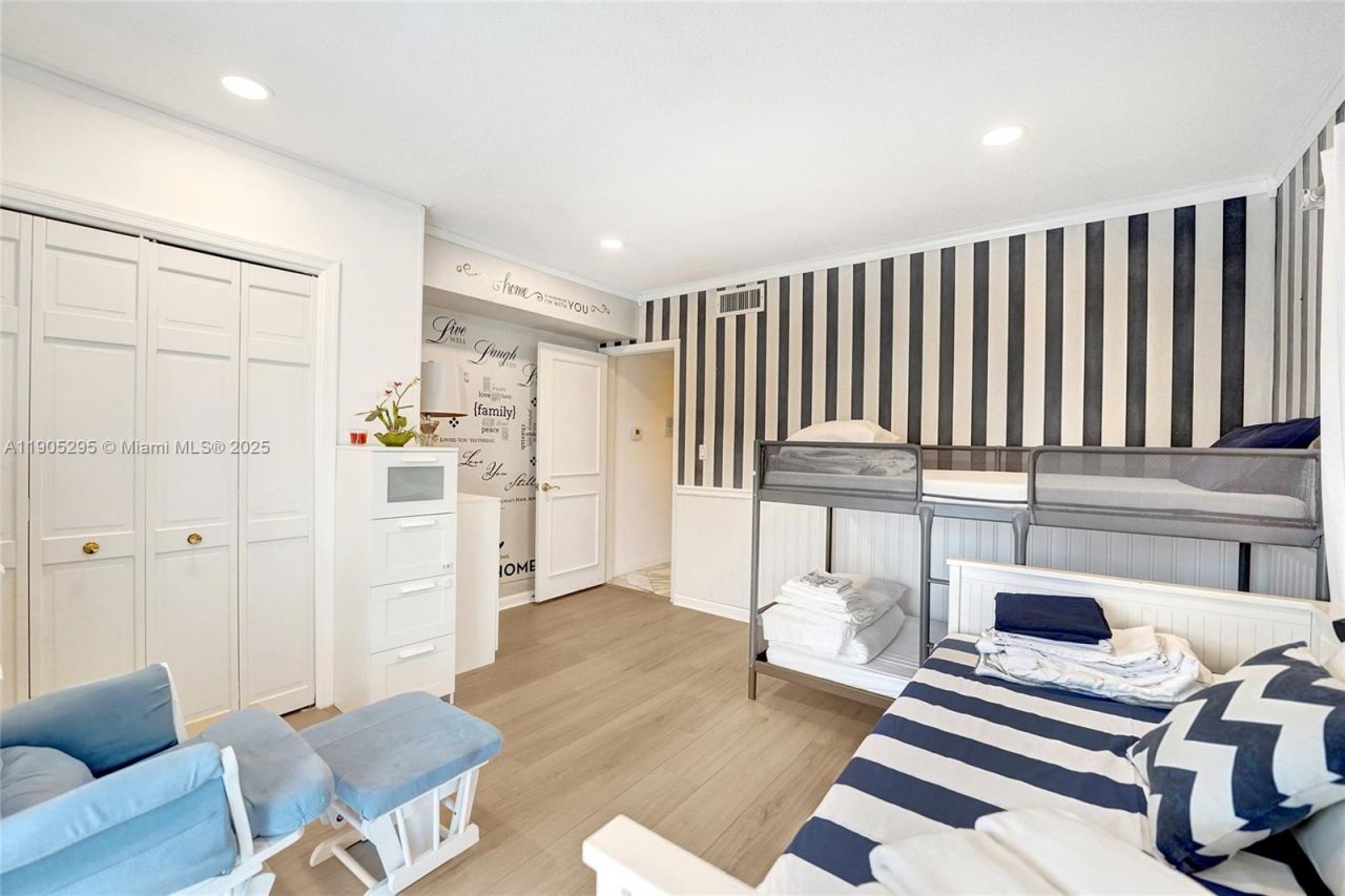 2889 NE 35th St, Fort Lauderdale, FL 33306 Photo