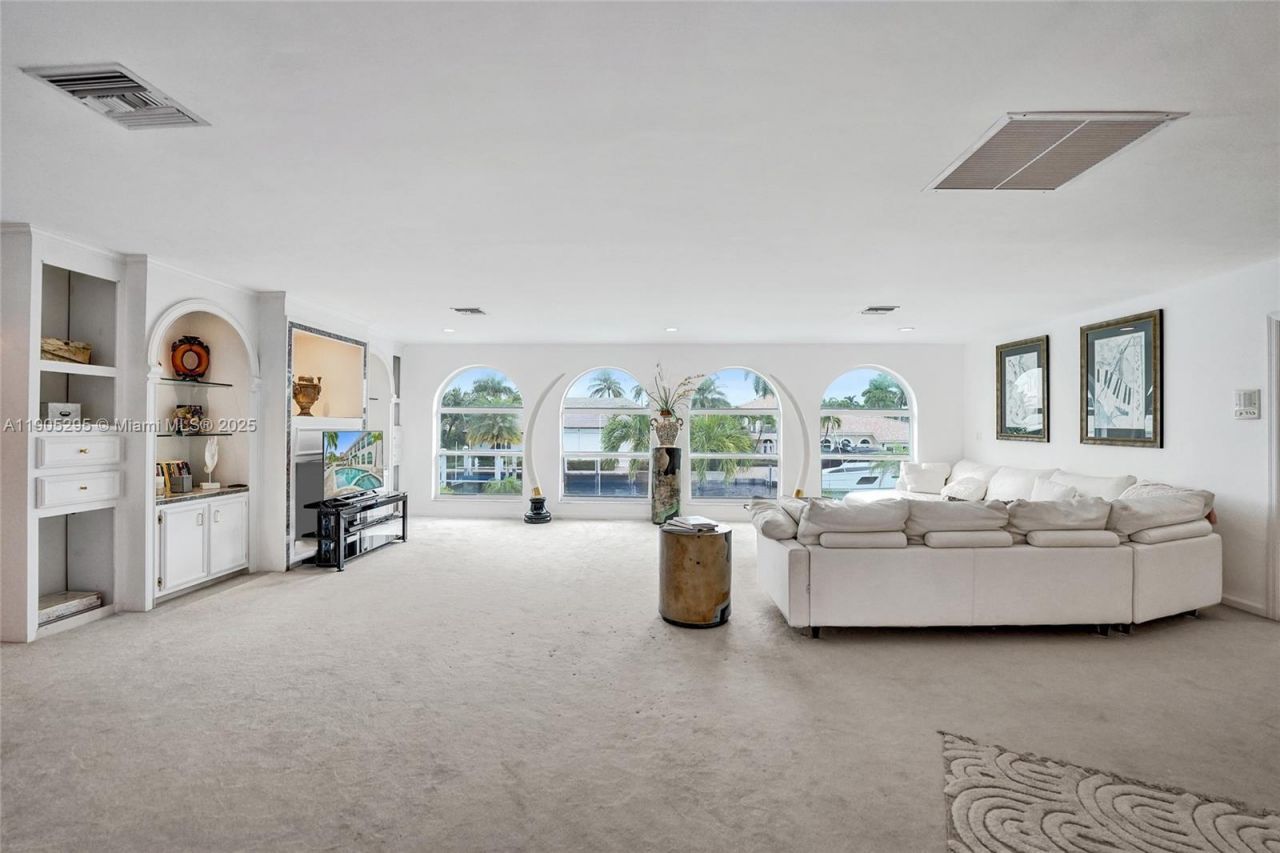 2889 NE 35th St, Fort Lauderdale, FL 33306 Photo