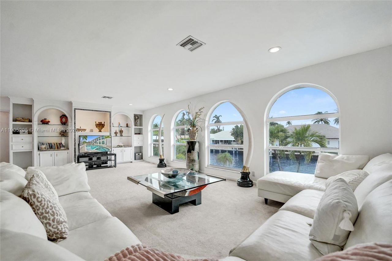 2889 NE 35th St, Fort Lauderdale, FL 33306 Photo