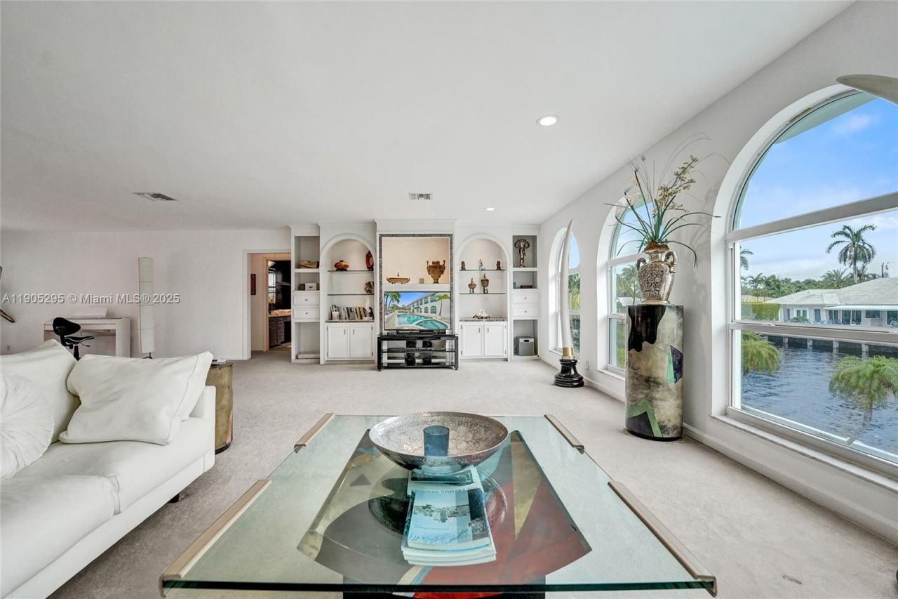 2889 NE 35th St, Fort Lauderdale, FL 33306 Photo