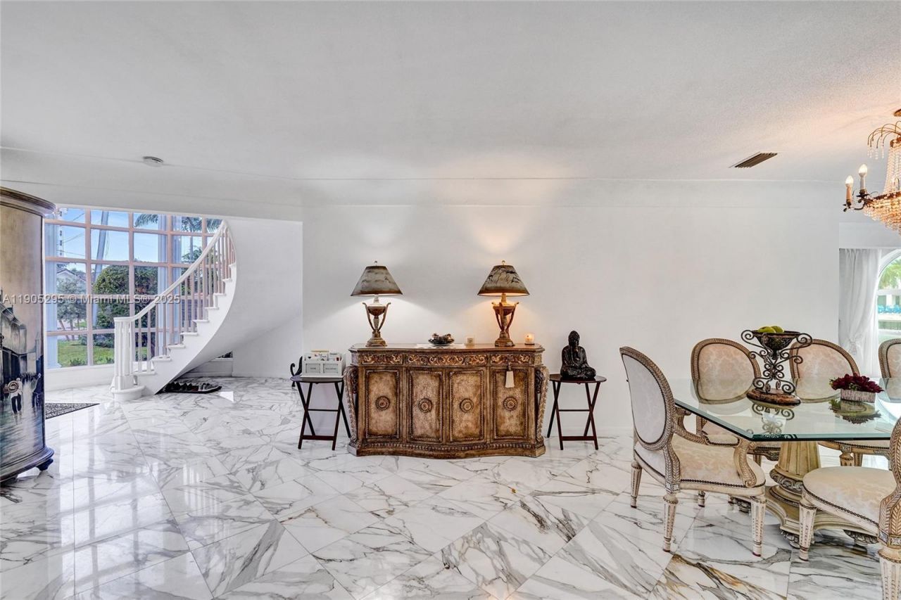 2889 NE 35th St, Fort Lauderdale, FL 33306 Photo