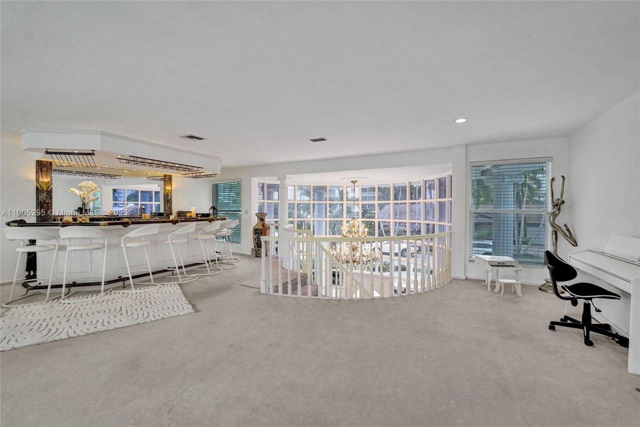 2889 NE 35th St, Fort Lauderdale, FL 33306 Photo