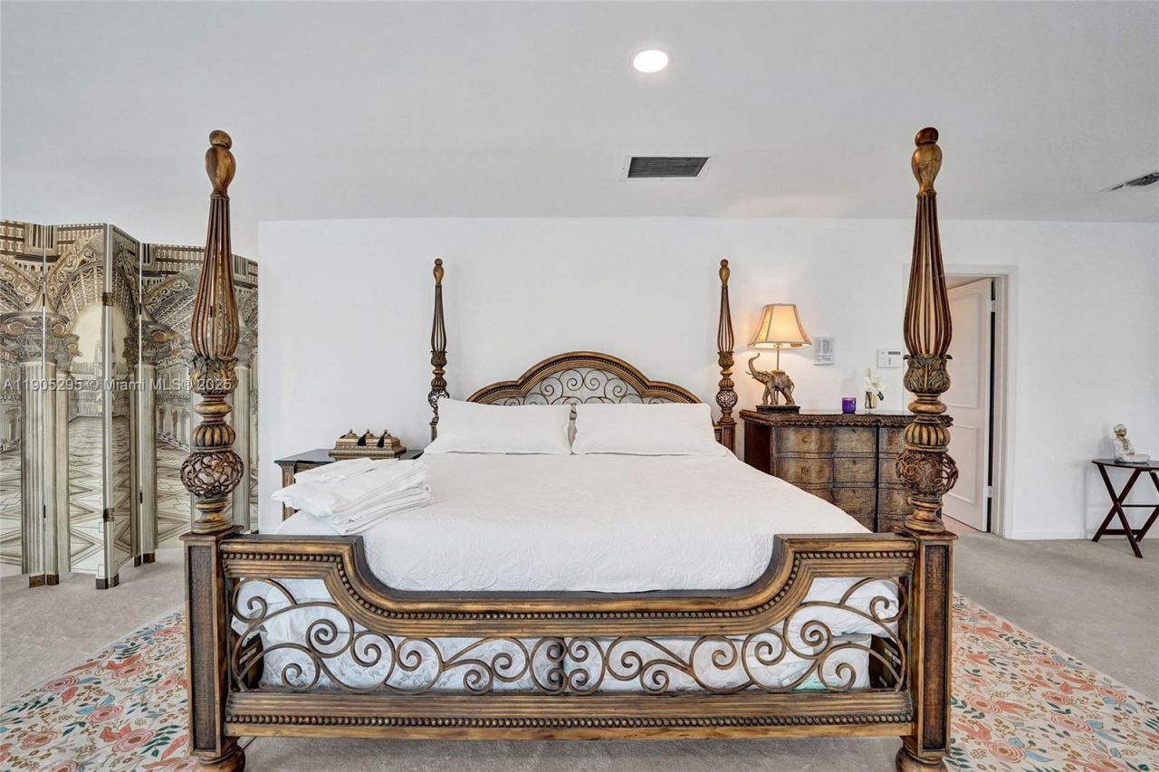 2889 NE 35th St, Fort Lauderdale, FL 33306 Photo