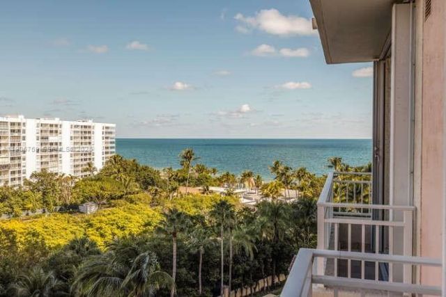 791 SE Crandon Blvd, Unit 703, Key Biscayne, FL 33149 Photo