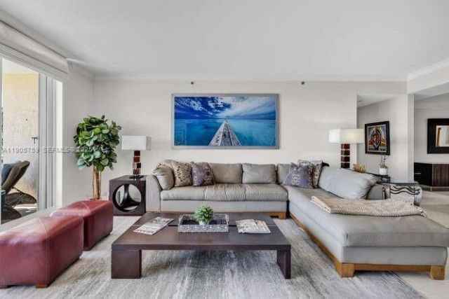 791 SE Crandon Blvd, Unit 703, Key Biscayne, FL 33149 Photo