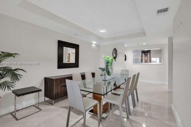 791 SE Crandon Blvd, Unit 703, Key Biscayne, FL 33149 Photo