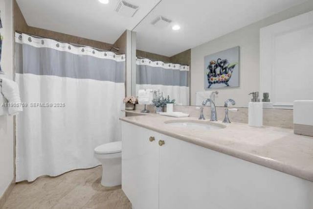 791 SE Crandon Blvd, Unit 703, Key Biscayne, FL 33149 Photo