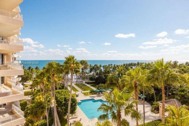 791 SE Crandon Blvd, Unit 703, Key Biscayne, FL 33149 Photo