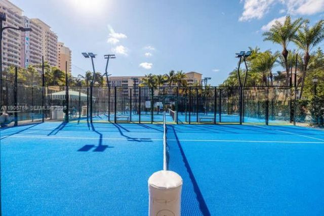 791 SE Crandon Blvd, Unit 703, Key Biscayne, FL 33149 Photo