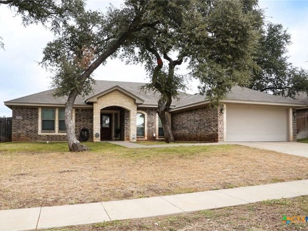 3422 Doss Street, Copperas Cove, TX 76522