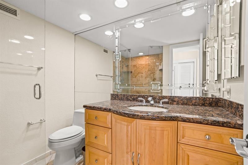 1151 N Fort Lauderdale Beach Boulevard, Unit 5D, Fort Lauderdale, FL 33304 Photo