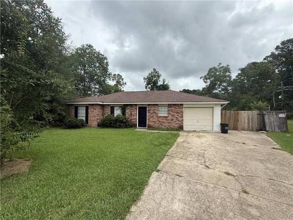 616 LENWOOD Drive, Slidell, LA 70458