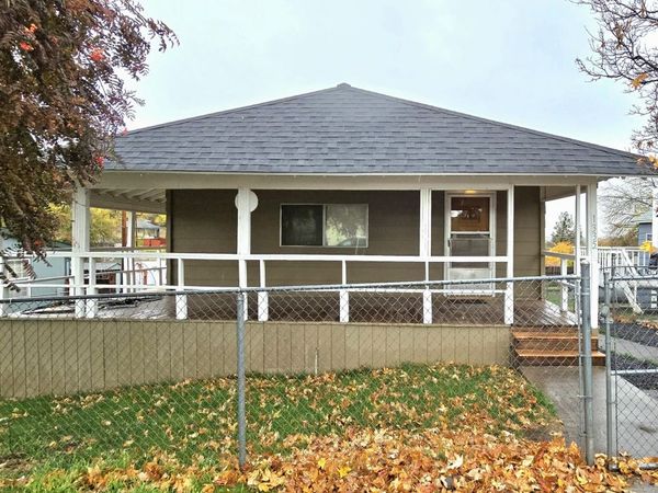 1335 Lakeview Avenue, Klamath Falls, OR 97601