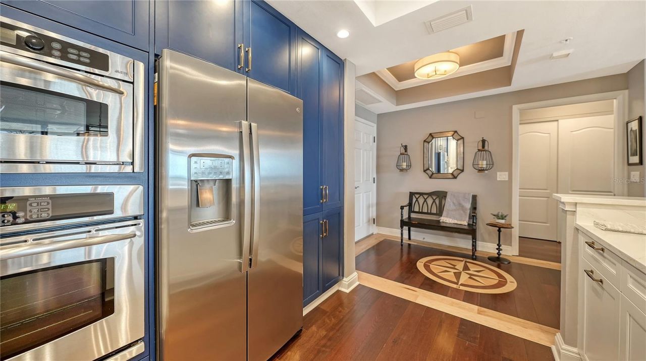 50 Central Avenue, Unit 14B, Sarasota, FL 34236 Photo