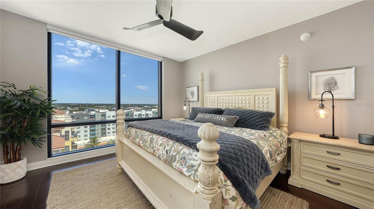 50 Central Avenue, Unit 14B, Sarasota, FL 34236 Photo