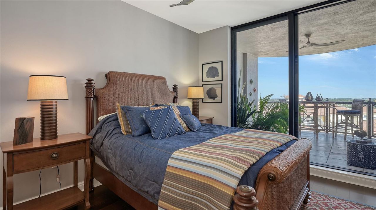 50 Central Avenue, Unit 14B, Sarasota, FL 34236 Photo