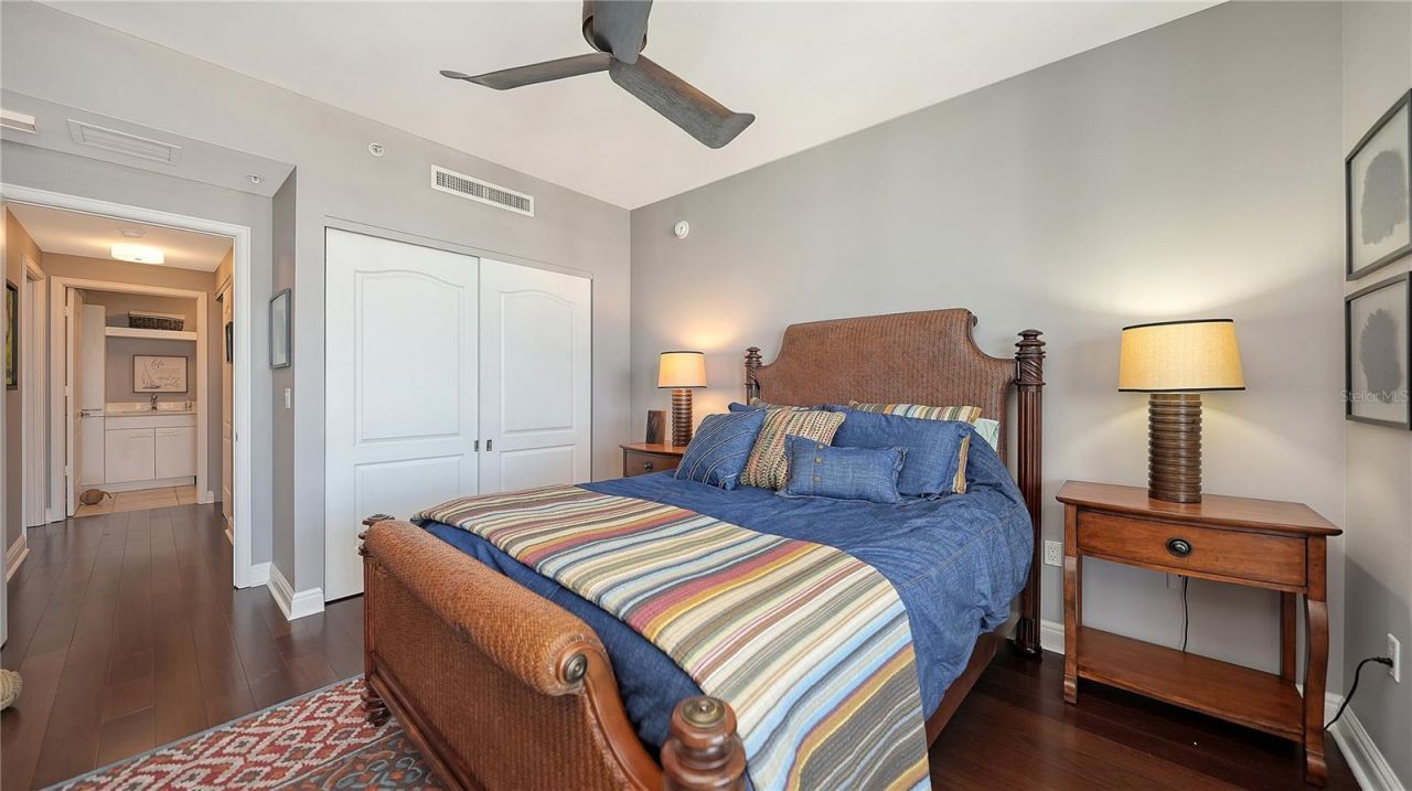 50 Central Avenue, Unit 14B, Sarasota, FL 34236 Photo