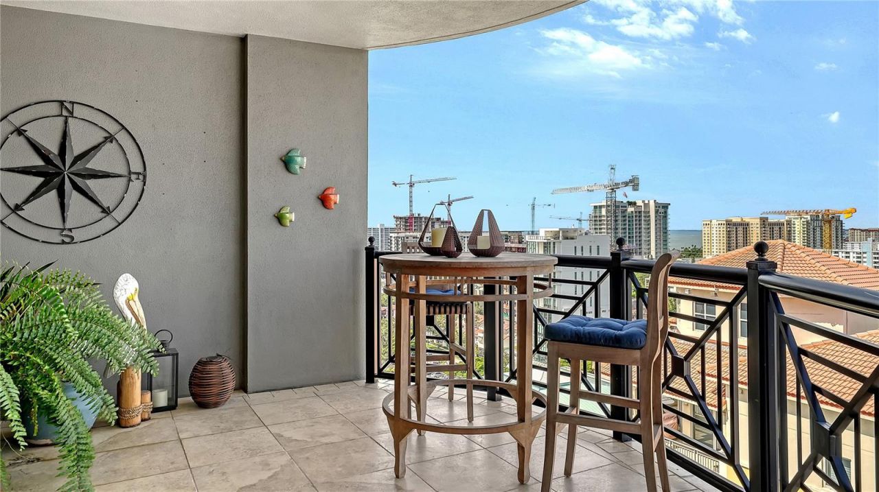 50 Central Avenue, Unit 14B, Sarasota, FL 34236 Photo