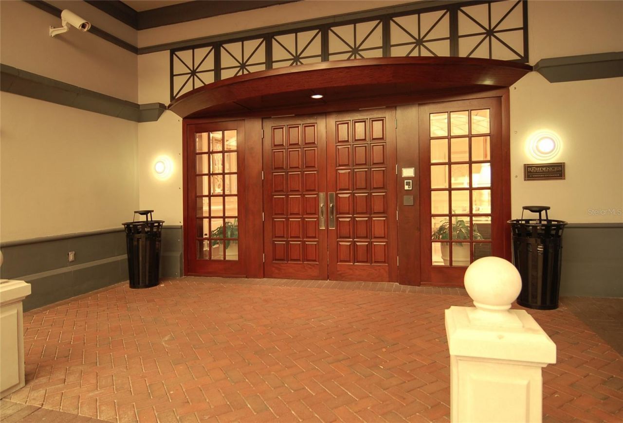 50 Central Avenue, Unit 14B, Sarasota, FL 34236 Photo