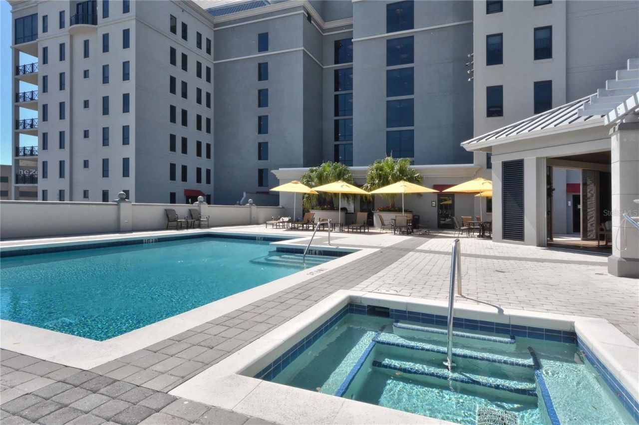 50 Central Avenue, Unit 14B, Sarasota, FL 34236 Photo