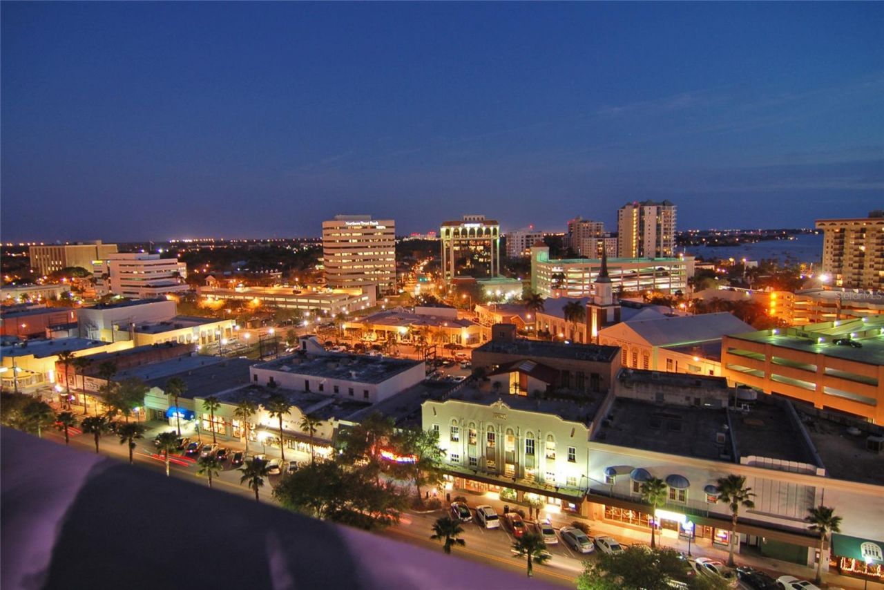 50 Central Avenue, Unit 14B, Sarasota, FL 34236 Photo