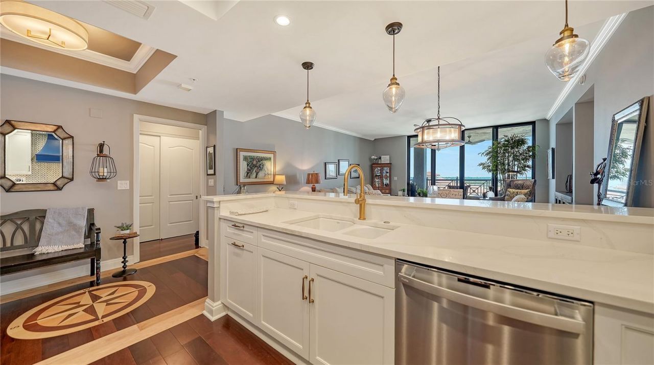 50 Central Avenue, Unit 14B, Sarasota, FL 34236 Photo