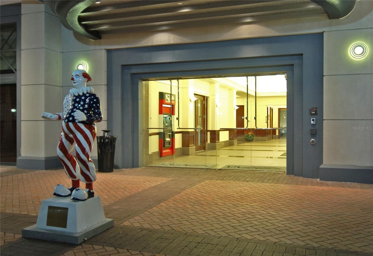 50 Central Avenue, Unit 14B, Sarasota, FL 34236 Photo