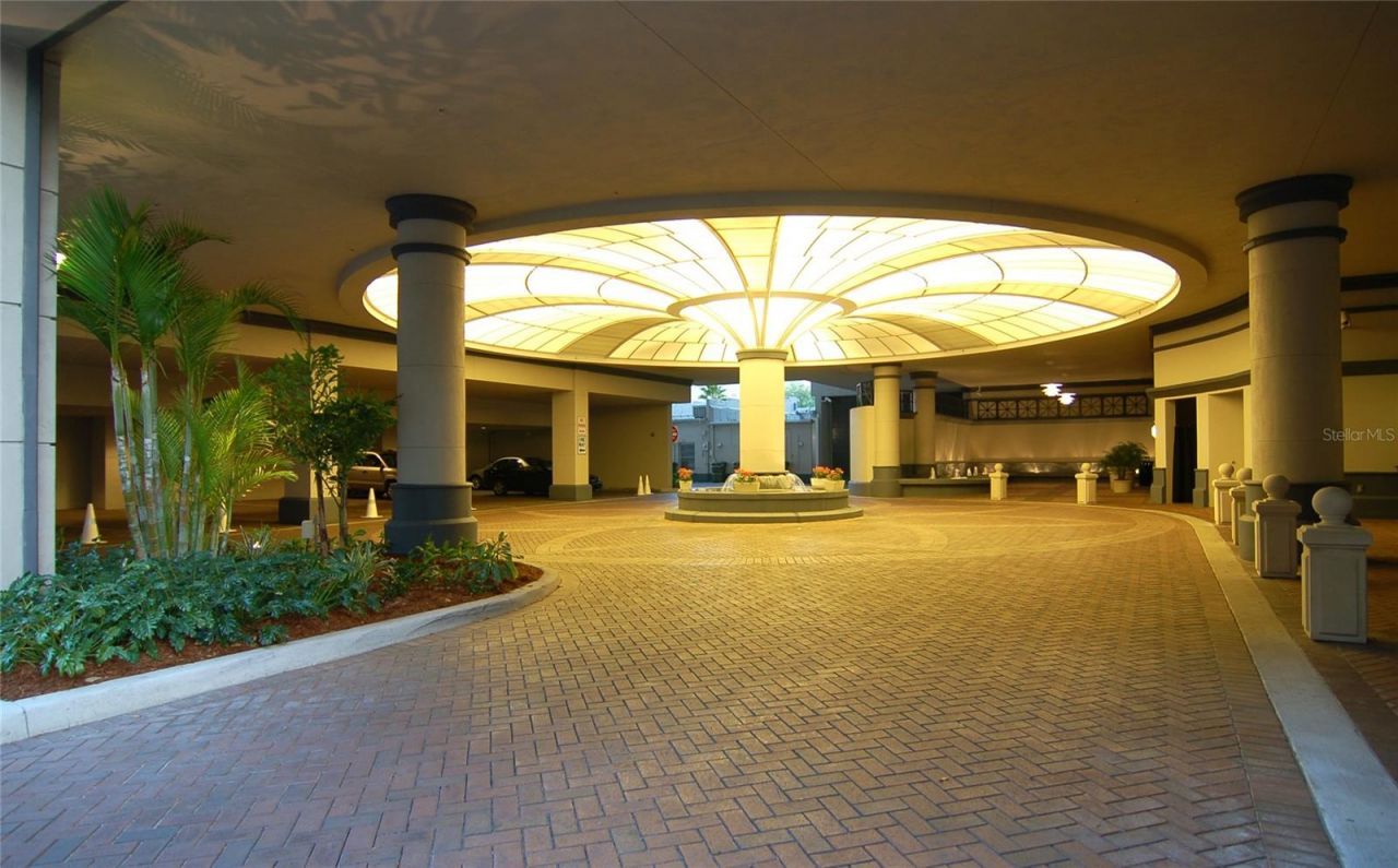 50 Central Avenue, Unit 14B, Sarasota, FL 34236 Photo