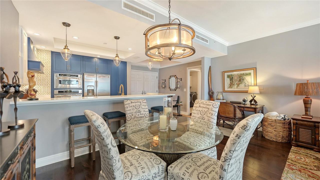 50 Central Avenue, Unit 14B, Sarasota, FL 34236 Photo