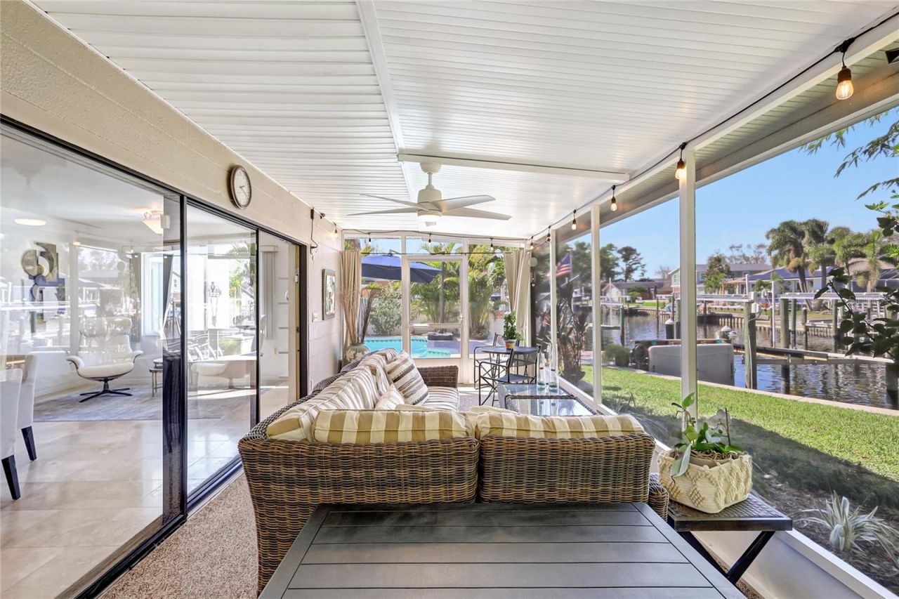 1389 47th Avenue Ne, Saint Petersburg, FL 33703 Photo