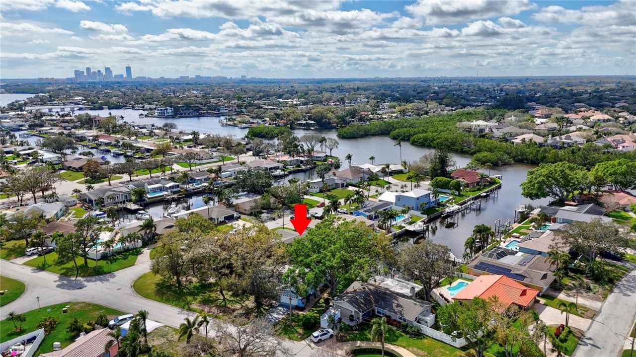 1389 47th Avenue Ne, Saint Petersburg, FL 33703 Photo