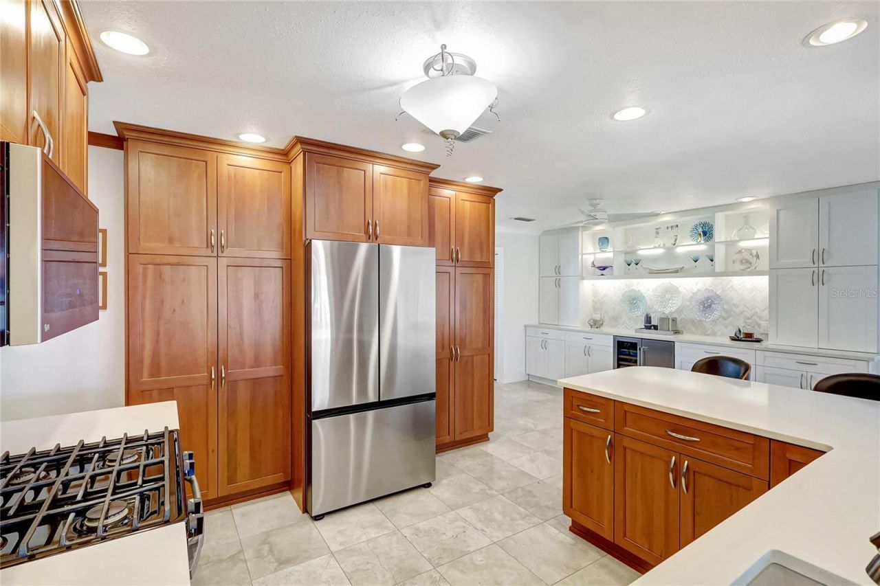 1389 47th Avenue Ne, Saint Petersburg, FL 33703 Photo