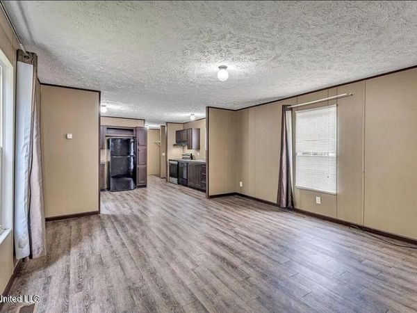 7716 Dahlia Drive, Gautier, MS 39553