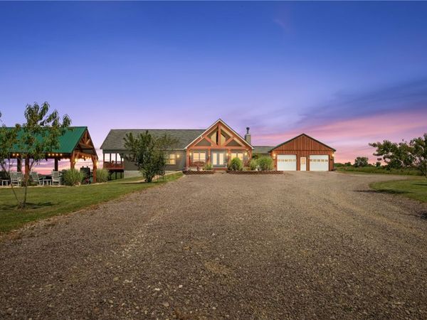 5164 Lincoln Hwy, Stoystown, PA 15563