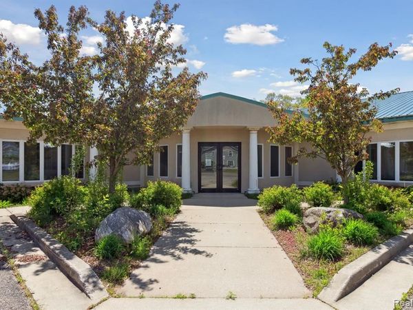 1380 E Main, Edmore Vlg, MI 48829