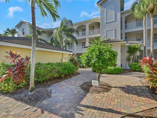 3471 Pointe Creek CT, Unit 201, BONITA SPRINGS, FL 34134